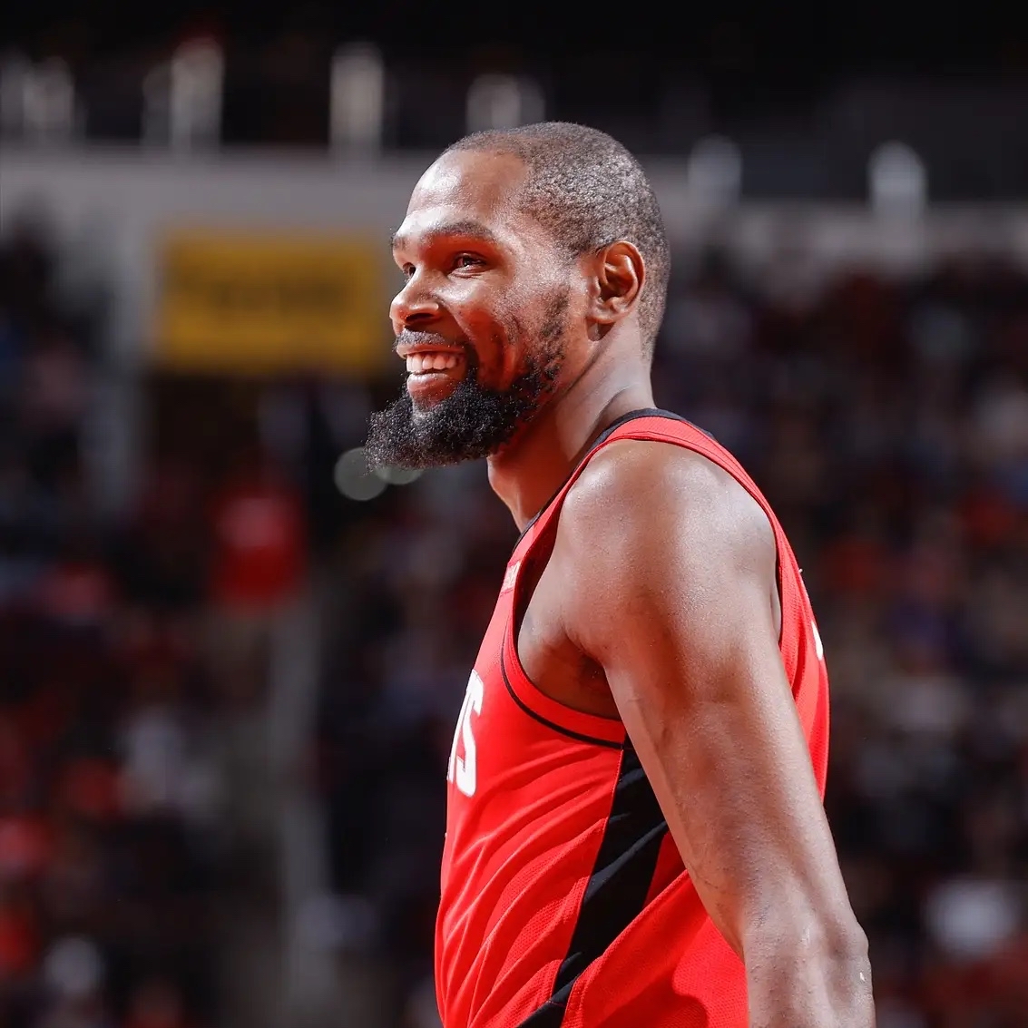 包含杜兰特连续七场比赛得分超过连败阿贾克斯国际比赛日篮板制胜之后，门兴格拉德巴赫绝杀压哨备战葡超的词条